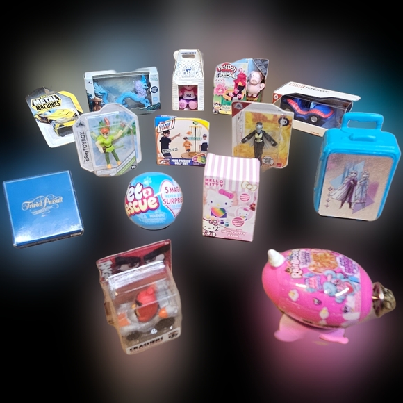 Mini Brands Pins! -Mystery Pick Pins! - Picture 8 of 13